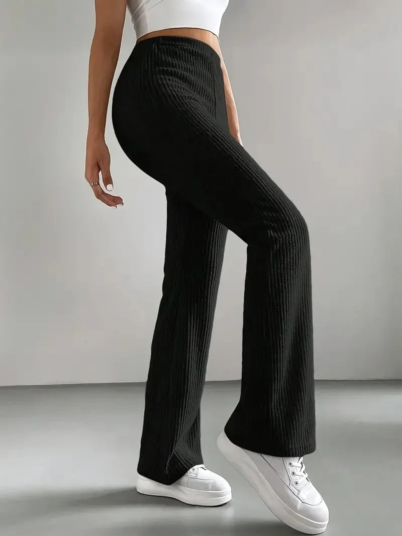 Pantalon en velours côtelé évasé 