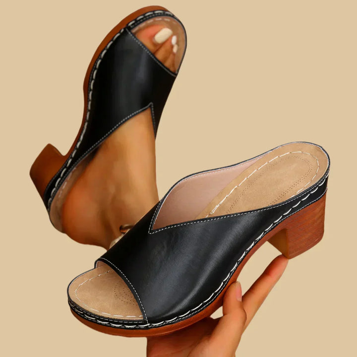 Sandales orthopédiques Arina avec talon épais 