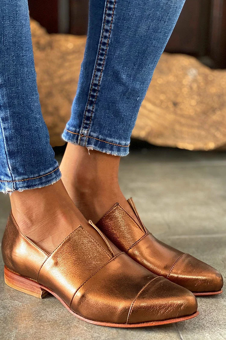Sylvia | Mocassins à bout pointu avec découpe en V 