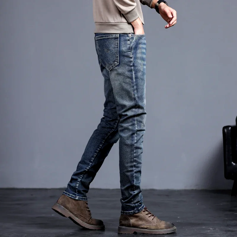 Jeans en denim coupe ajustée 