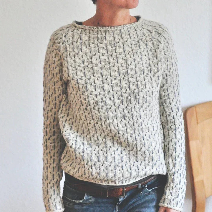 Victoria | Pull Gris Élégant avec Col Bateau 