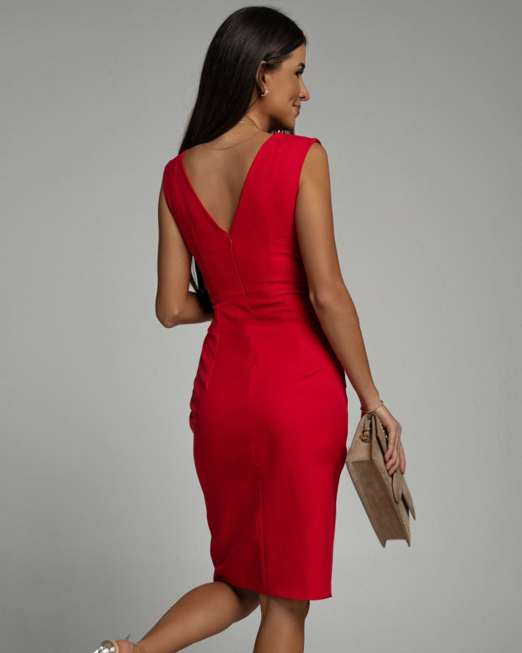 Florine | Robe ajustée avec col en V et fente 