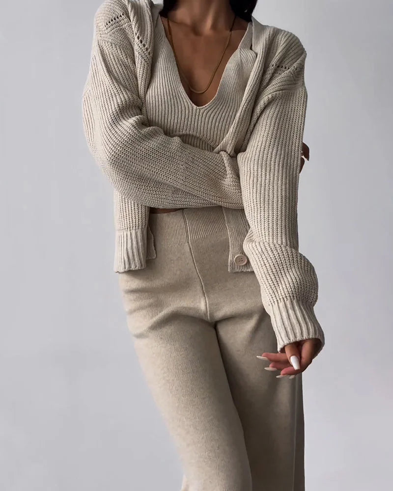 Amandine - Elegant Knitted Set