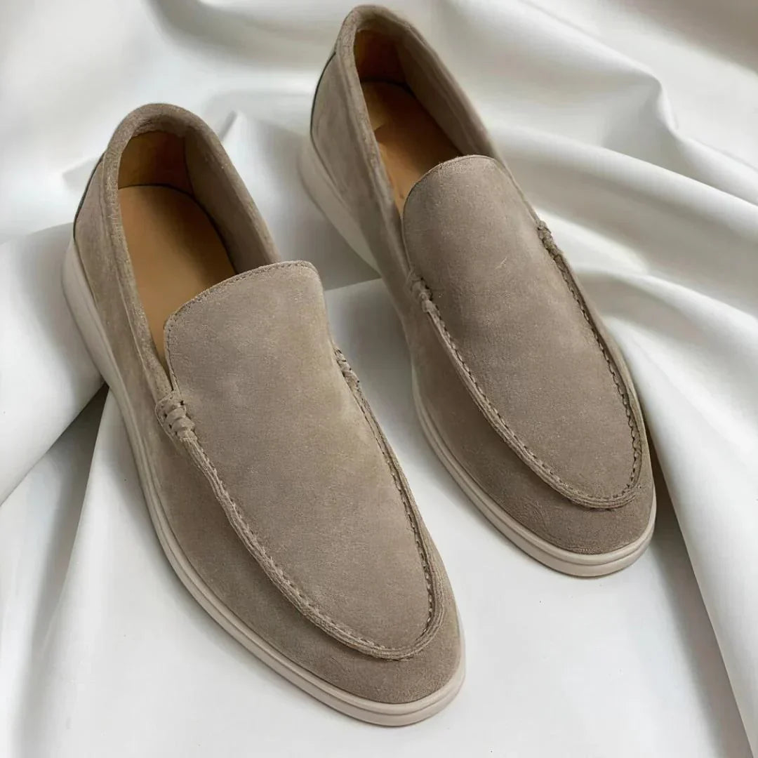 Mocassins en daim élégants 