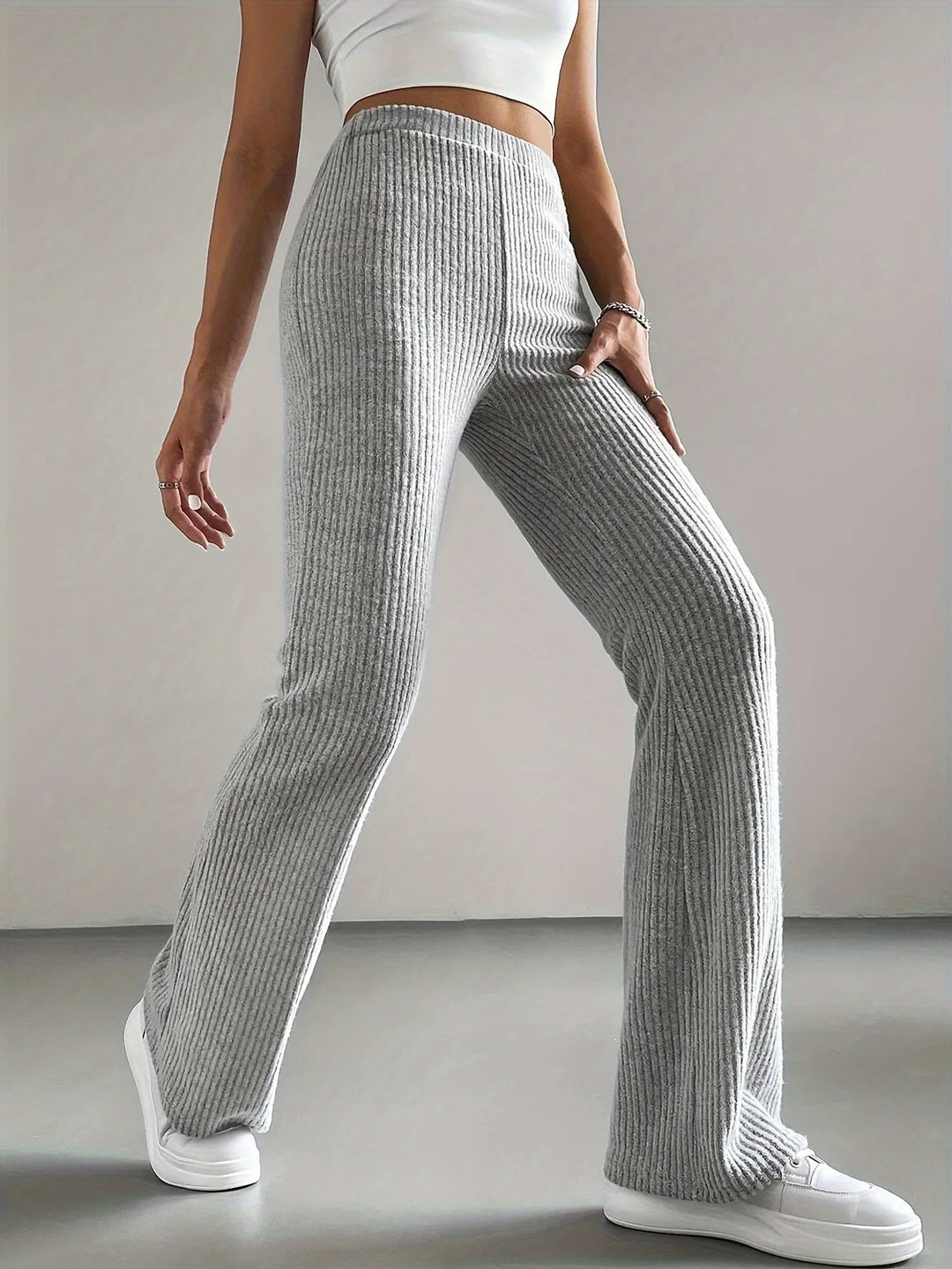 Pantalon en velours côtelé évasé 