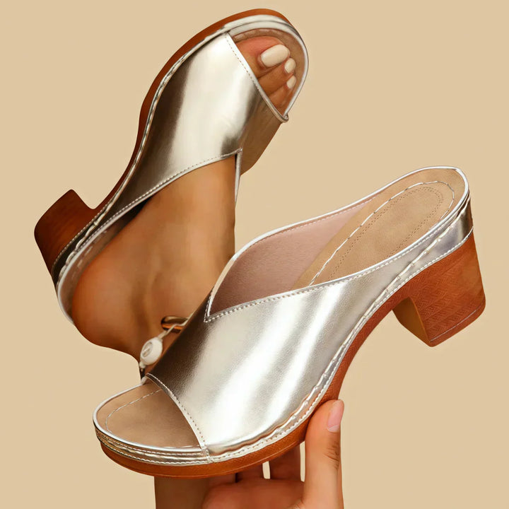 Sandales orthopédiques Arina avec talon épais 