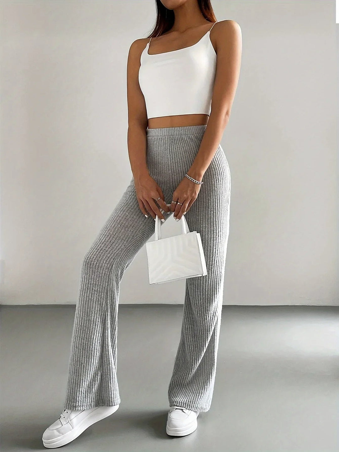 Pantalon en velours côtelé évasé 