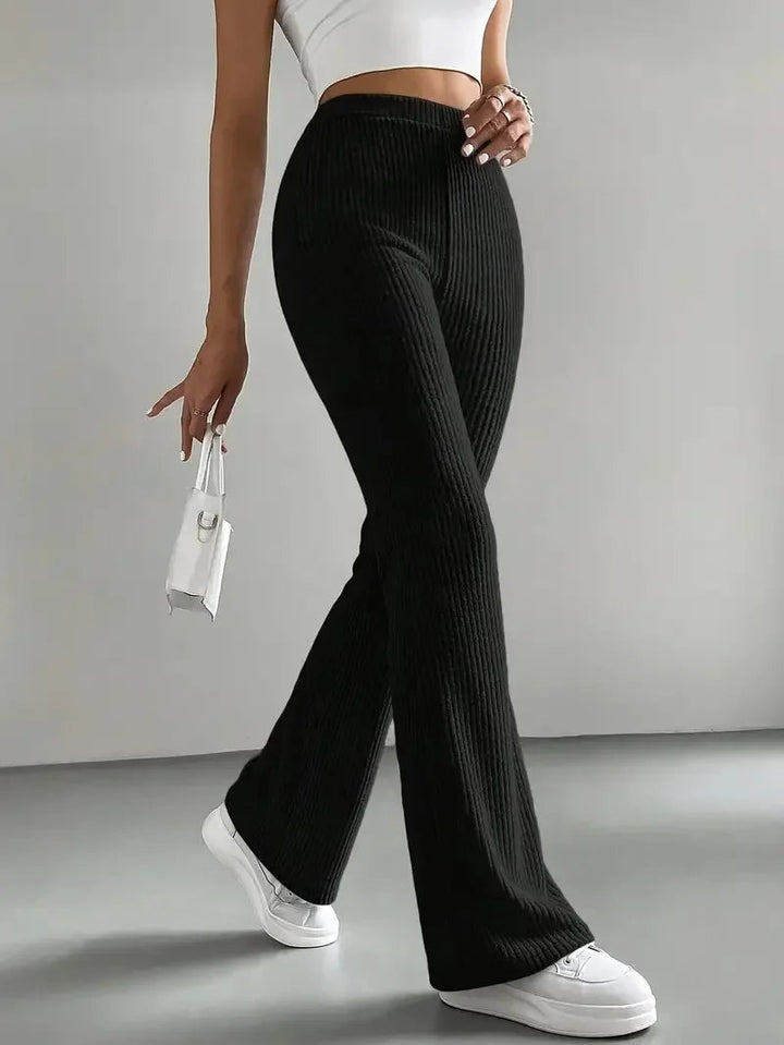 Pantalon en velours côtelé évasé 