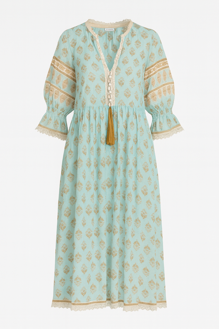 Clara™ | Graceful Spring Attire
