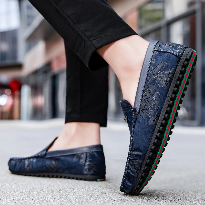 Mocassins en cuir floral 