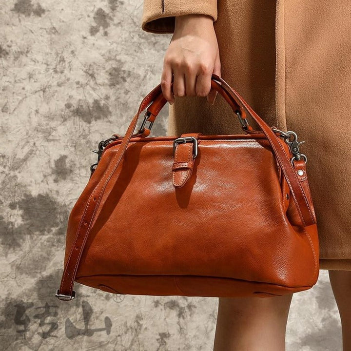 Verona™ | Graceful Leather Shoulder Companion