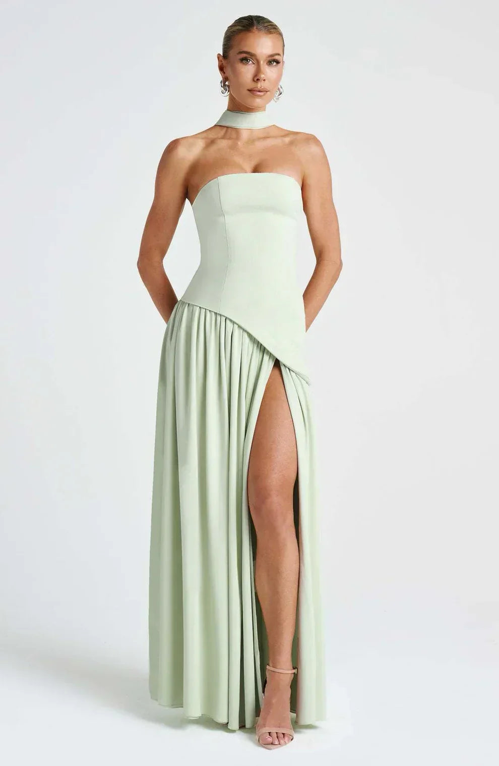 Amary™ | Graceful Flowing Gown