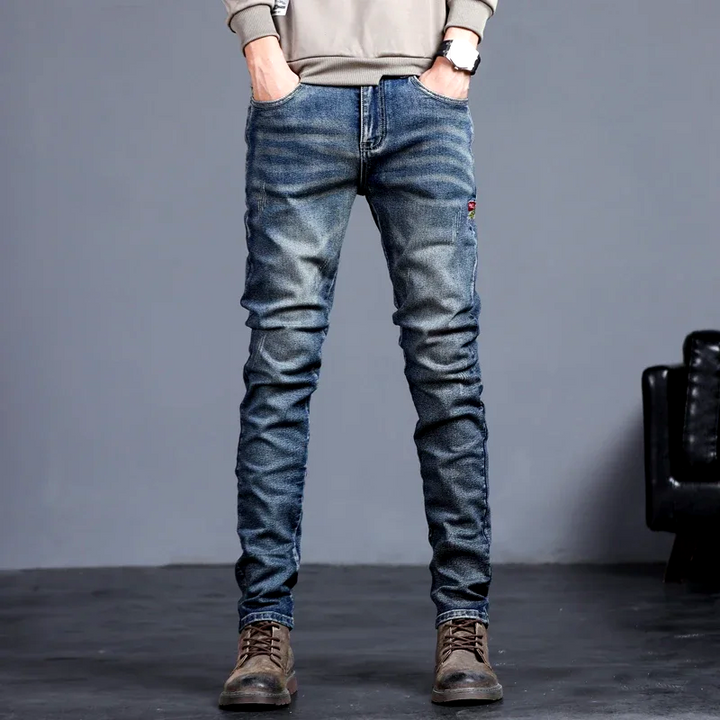 Jeans en denim coupe ajustée 