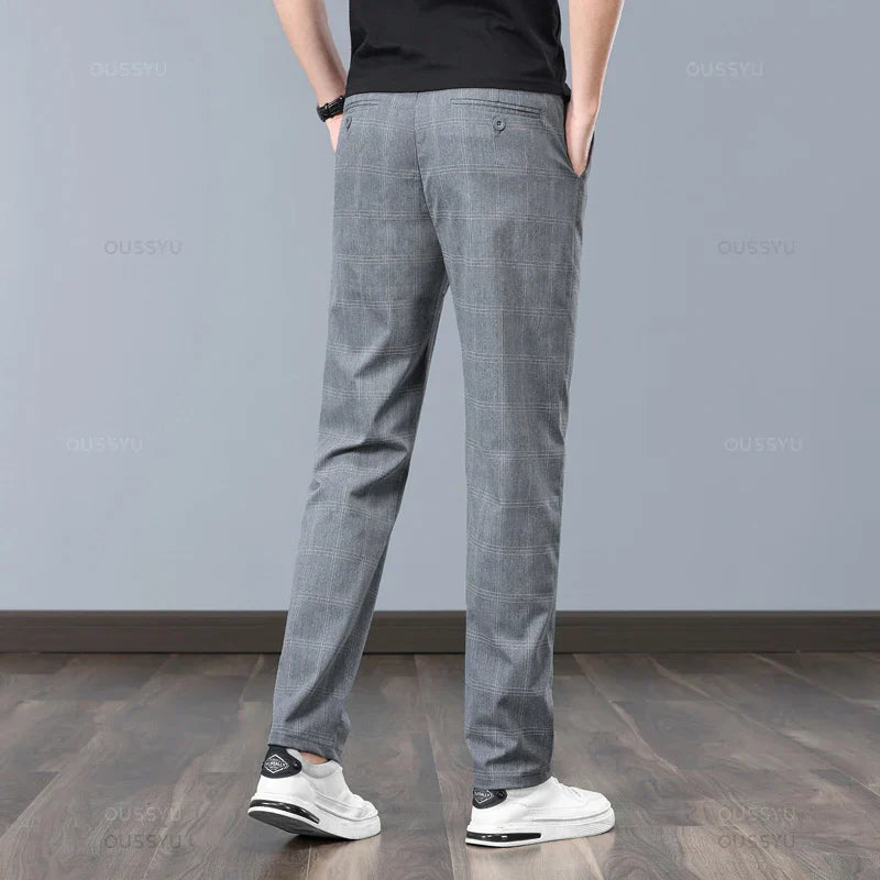 Pantalon à carreaux classique 