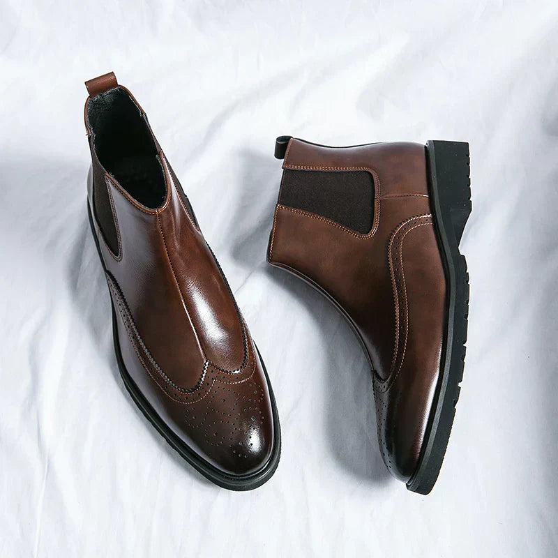 Dwight™ | Timeless Faux Leather Elegance