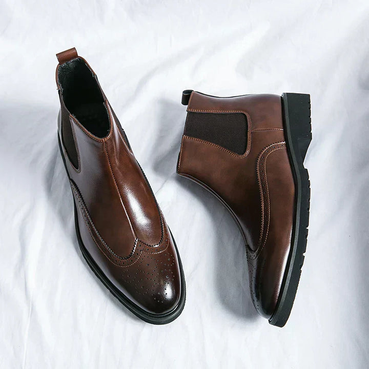 Dwight™ | Timeless Faux Leather Elegance