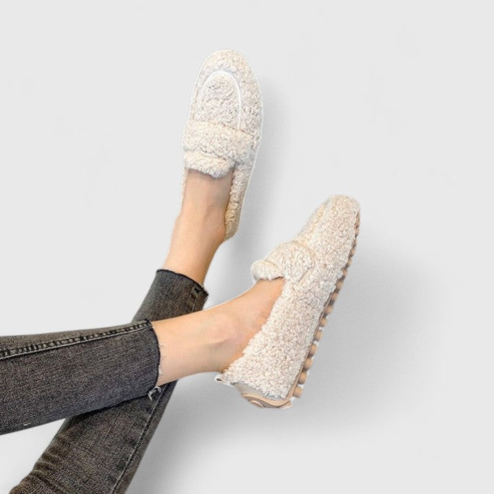 Evangeline™ | Warm Slippers with Elegant Design