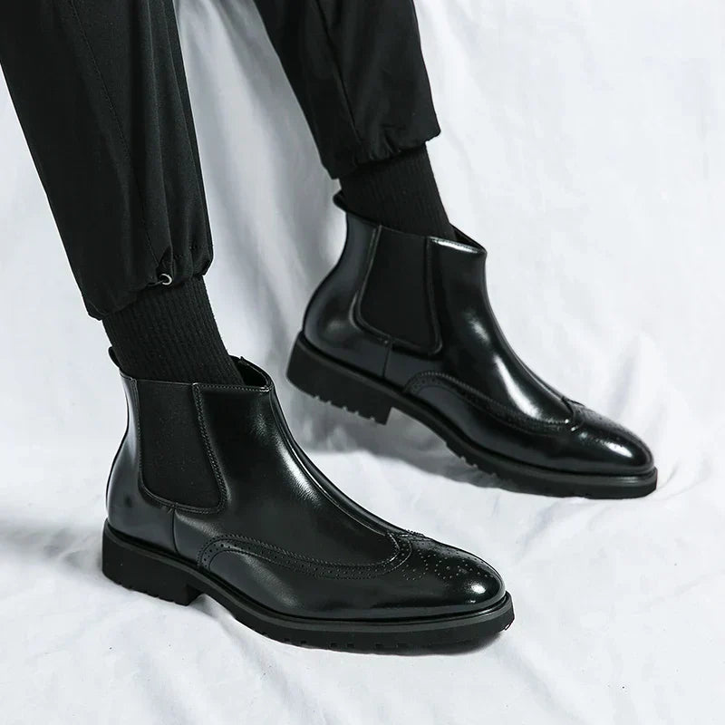 Dwight™ | Timeless Faux Leather Elegance