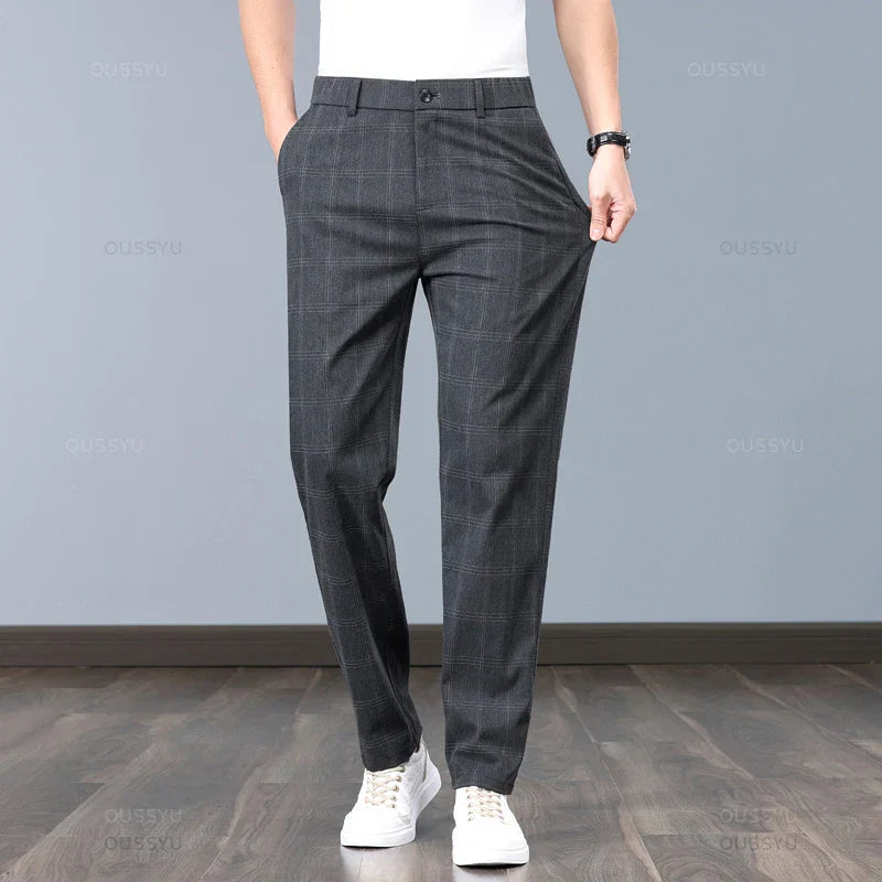 Pantalon à carreaux classique 