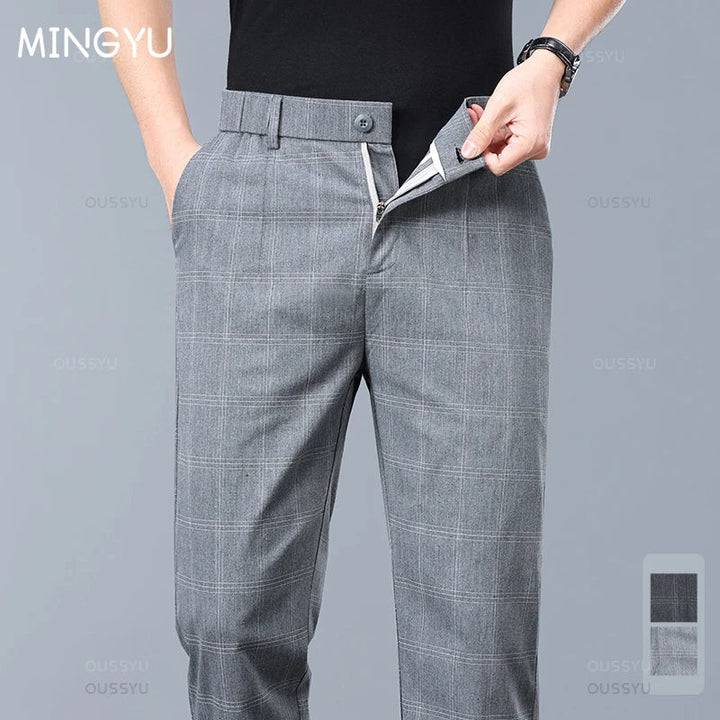 Pantalon à carreaux classique 