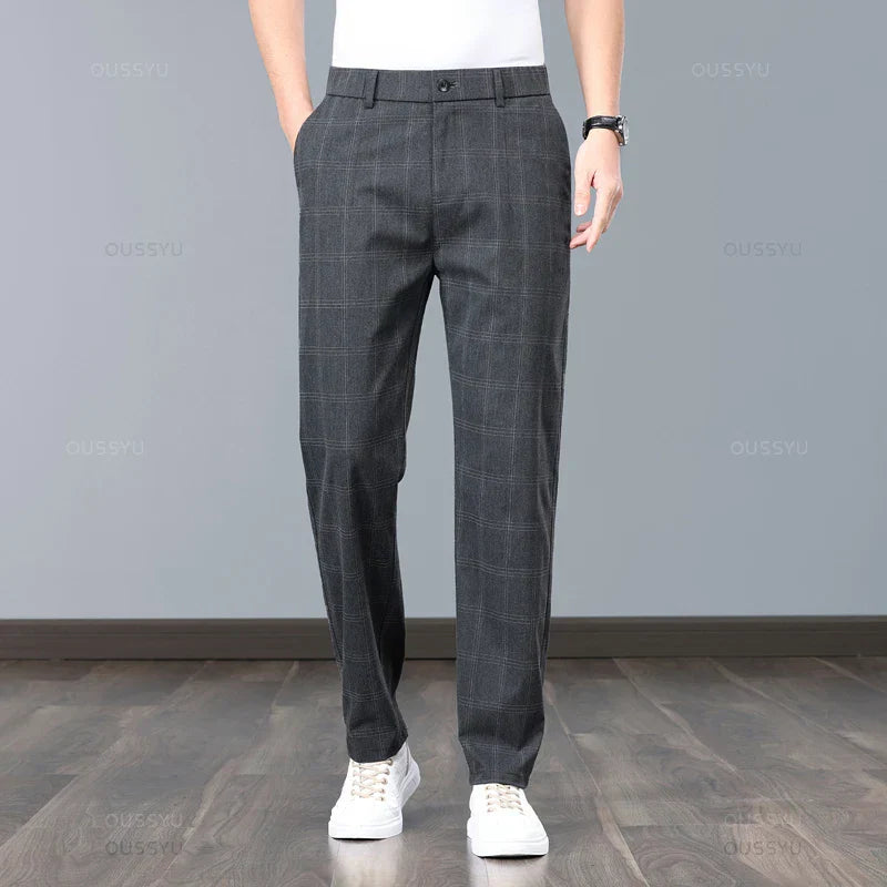 Pantalon à carreaux classique 