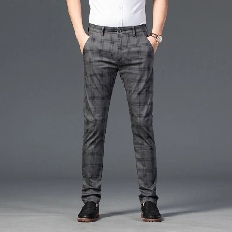 Pantalon à carreaux élégant 