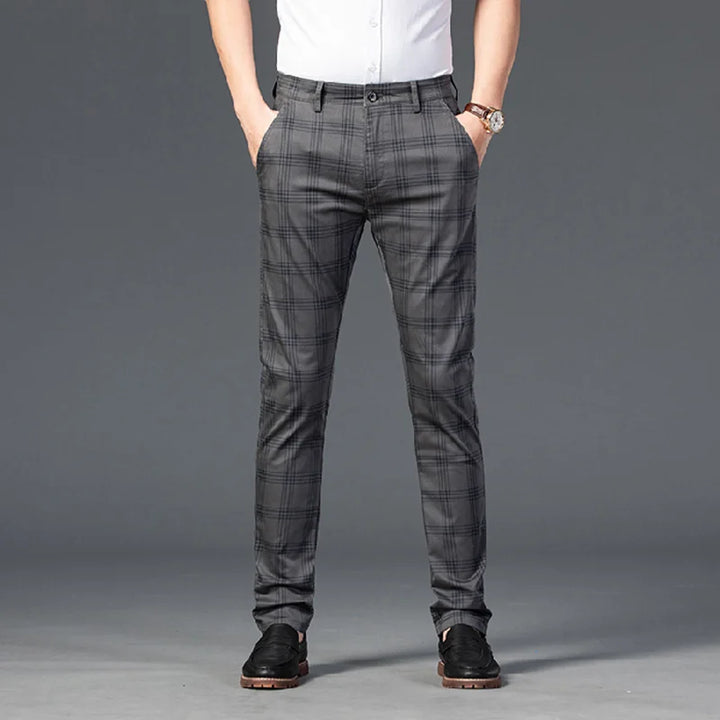 Pantalon à carreaux élégant 