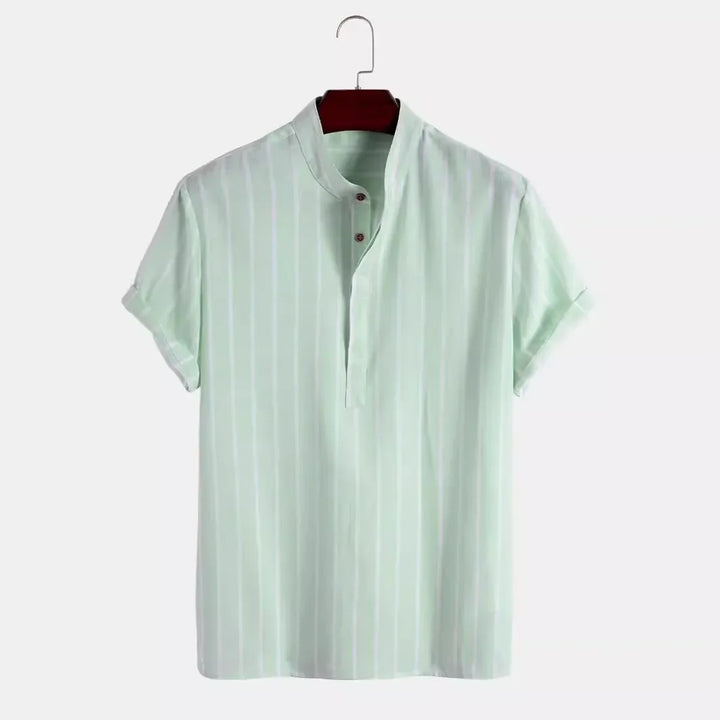 Chemise rayée élégante à manches courtes 