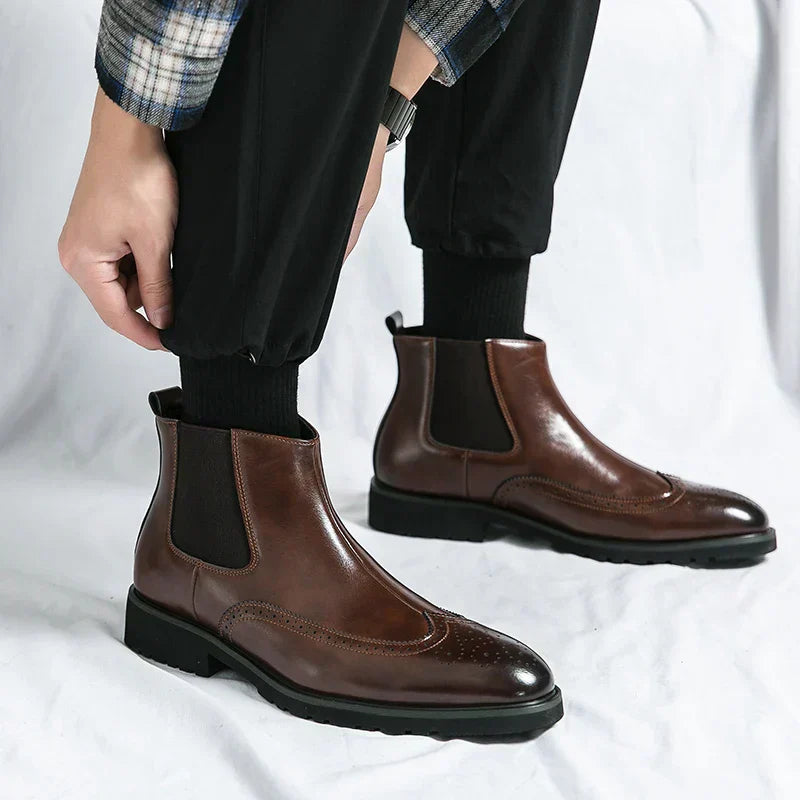 Dwight™ | Timeless Faux Leather Elegance