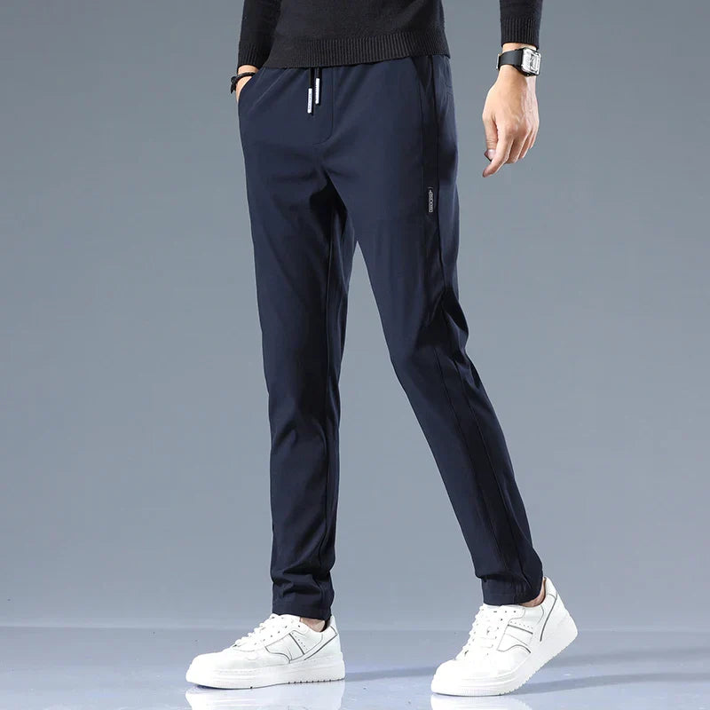 Pantalons élégants à coupe ajustée 