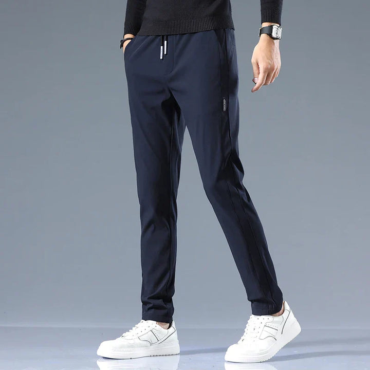 Pantalons élégants à coupe ajustée 