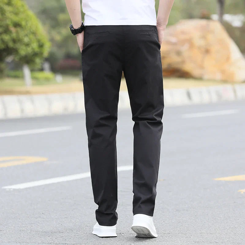 Chino respirant pour homme 