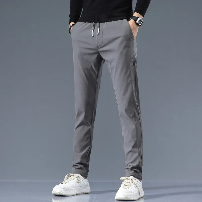 Pantalons élégants à coupe ajustée 