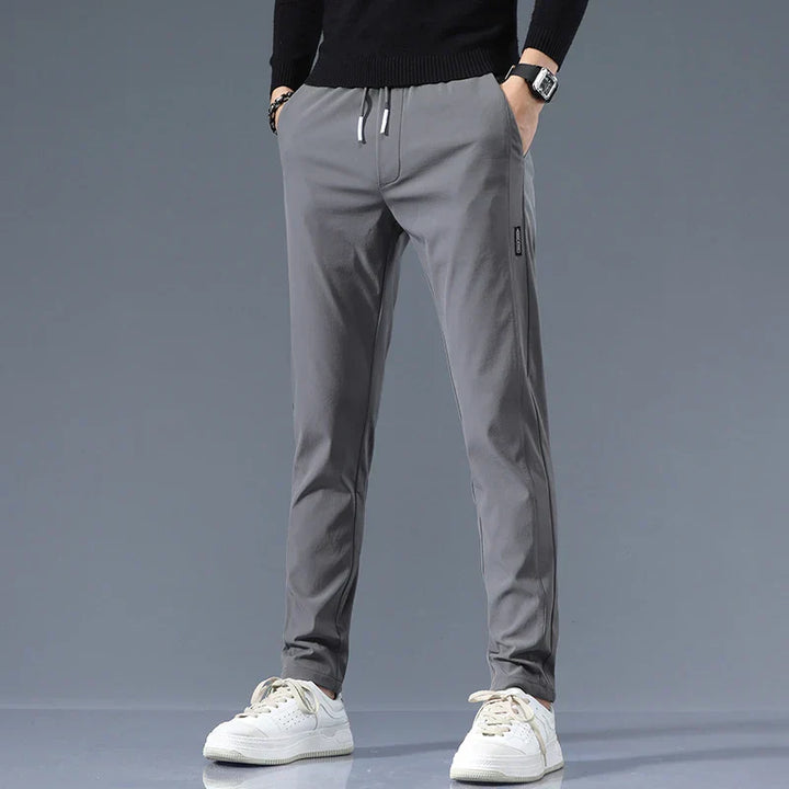 Pantalons élégants à coupe ajustée 