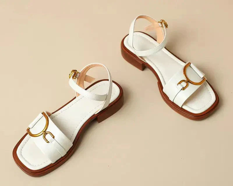 Sandales plates Enara avec boucles 
