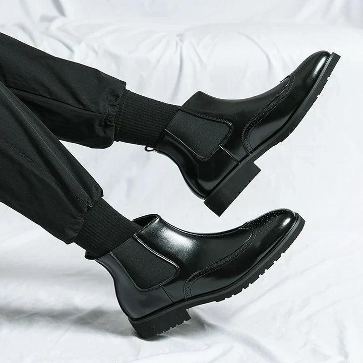 Dwight™ | Timeless Faux Leather Elegance