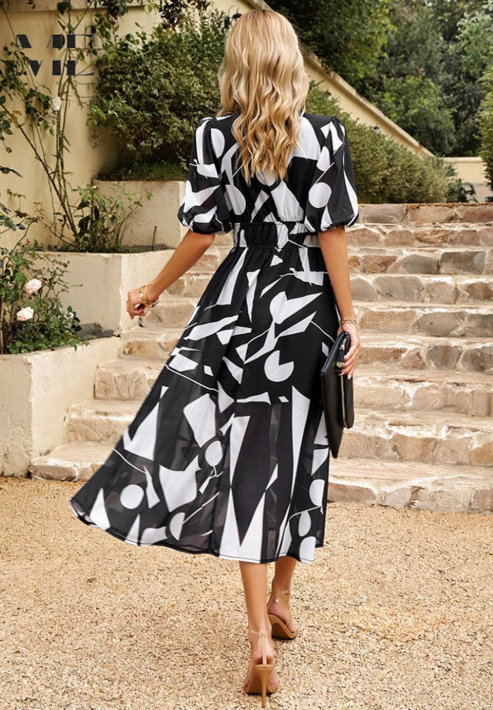 Danielle | Robe Midi Luxe Intemporelle (Presque Épuisée) 