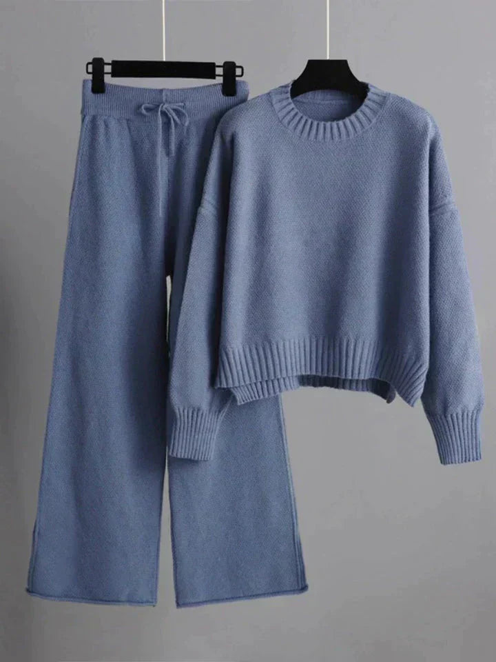 Cécile - Chic Knitted Set