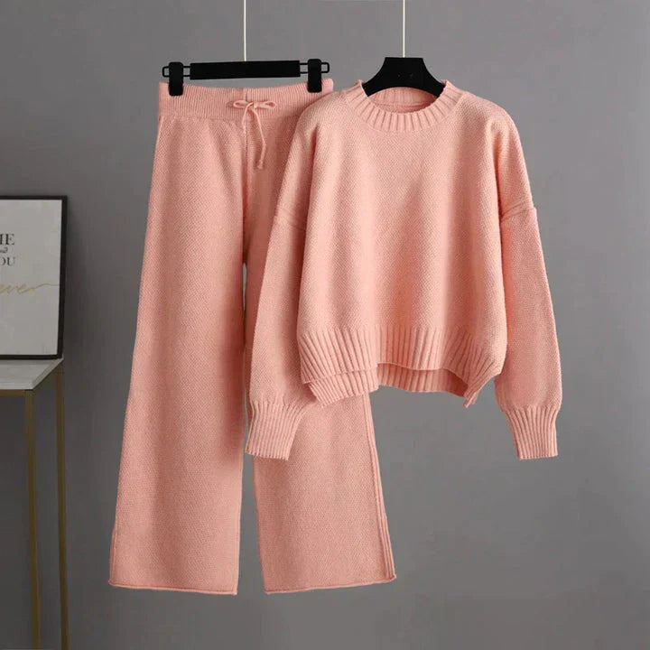 Cécile - Chic Knitted Set
