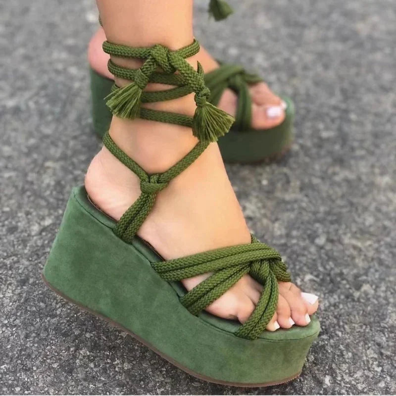 Sandales Fanny avec semelle compensée et lacets 