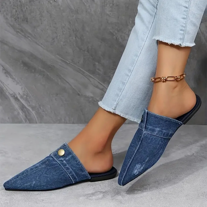 Sandales en denim boutonnées chic 
