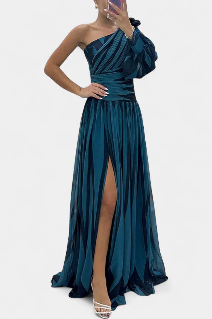 Sira™ | Graceful Striped Elegance
