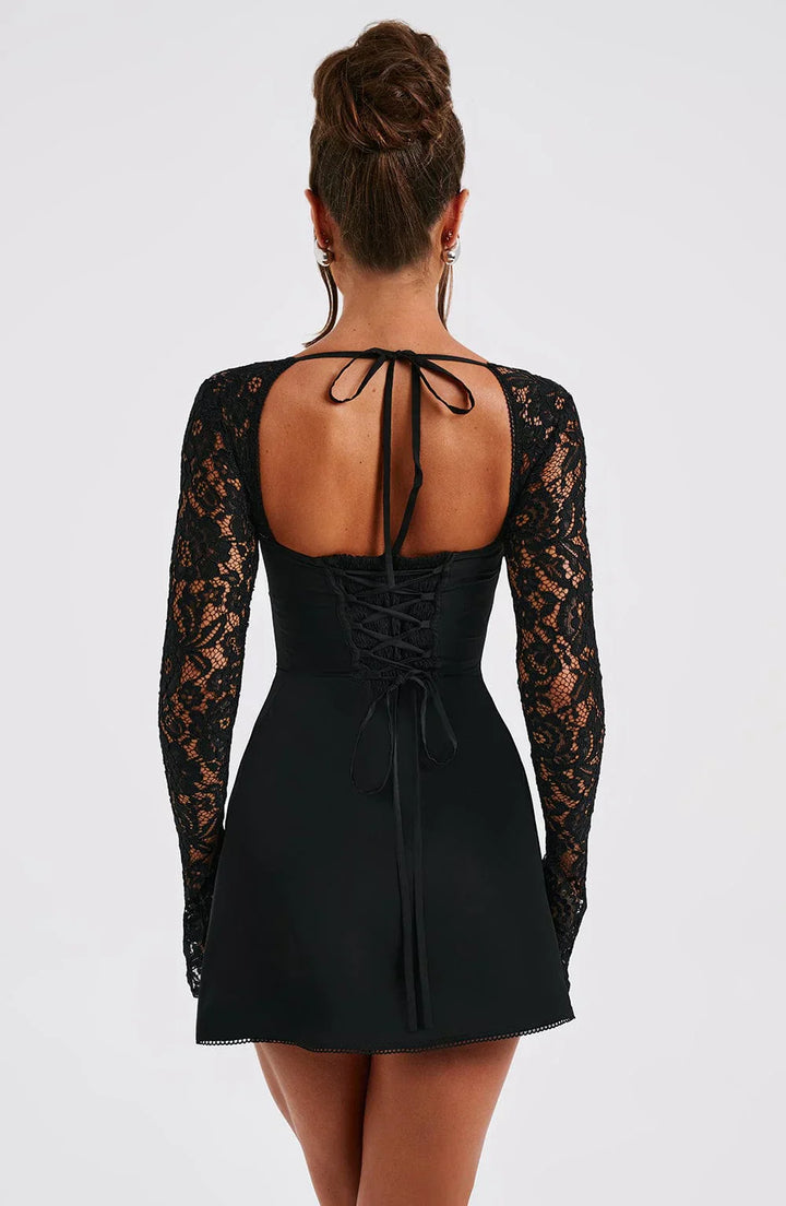Anastasia™ | Graceful Lace Ensemble