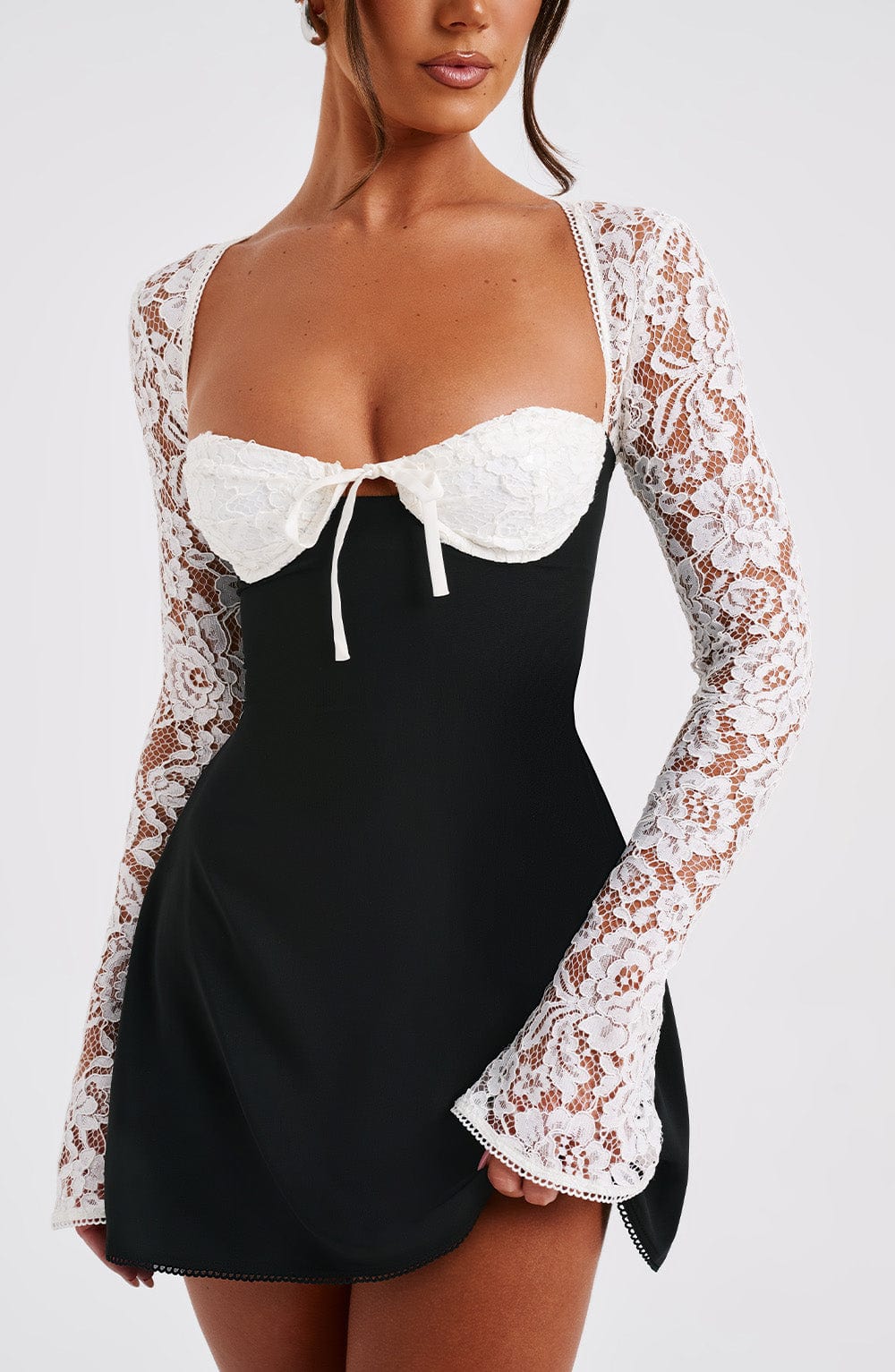 Anastasia™ | Graceful Lace Ensemble