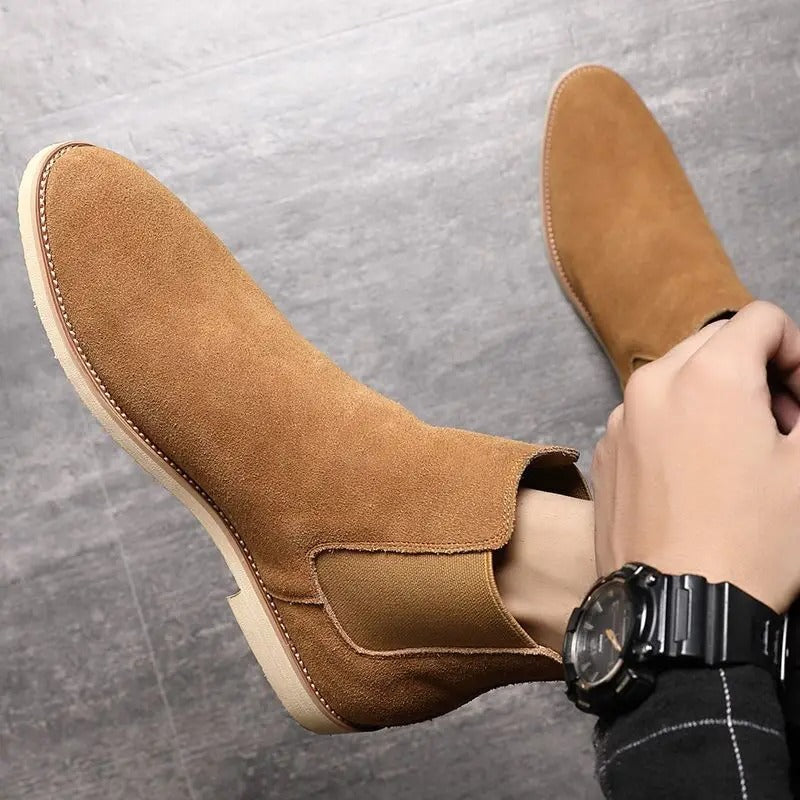 Bradley™ | Soft Suede Elegance