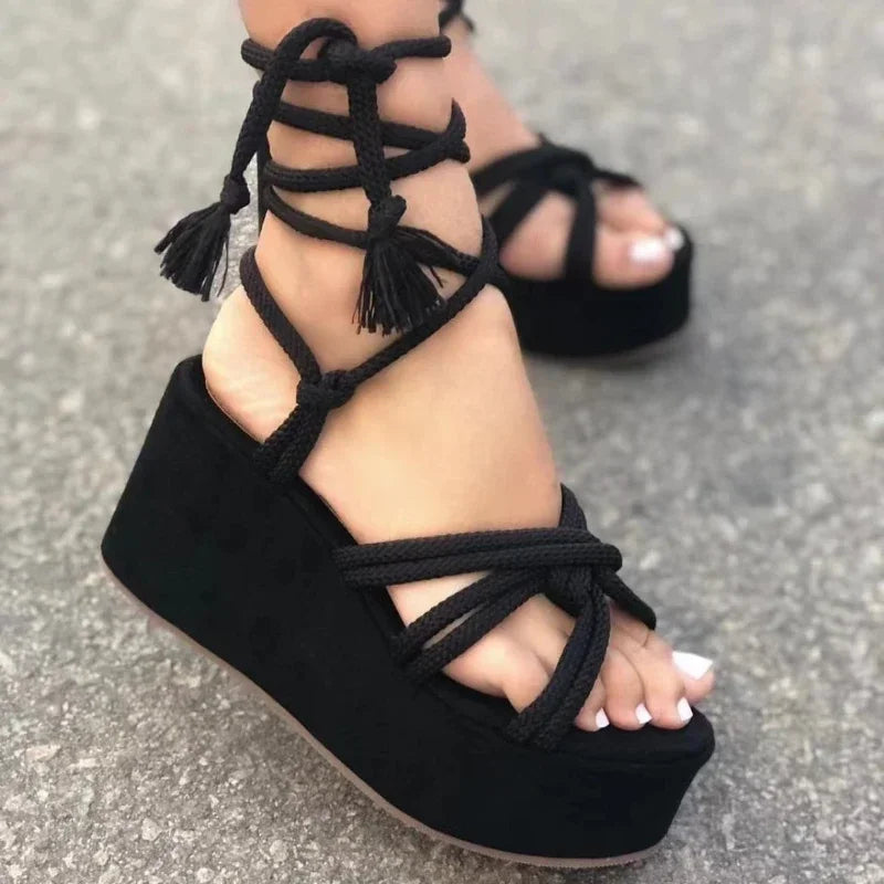 Sandales Fanny avec semelle compensée et lacets 