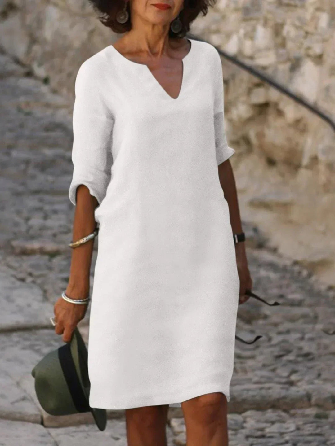 Saoirse™ - Robe à col en V qui cache le ventre 