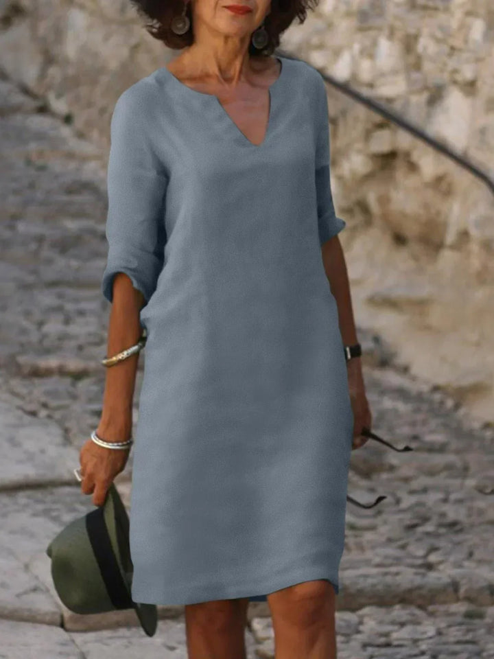 Saoirse™ - Robe à col en V qui cache le ventre 